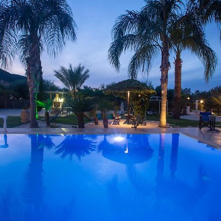Villa Dimitris Apartments & Bungalows Frínion Buitenkant foto