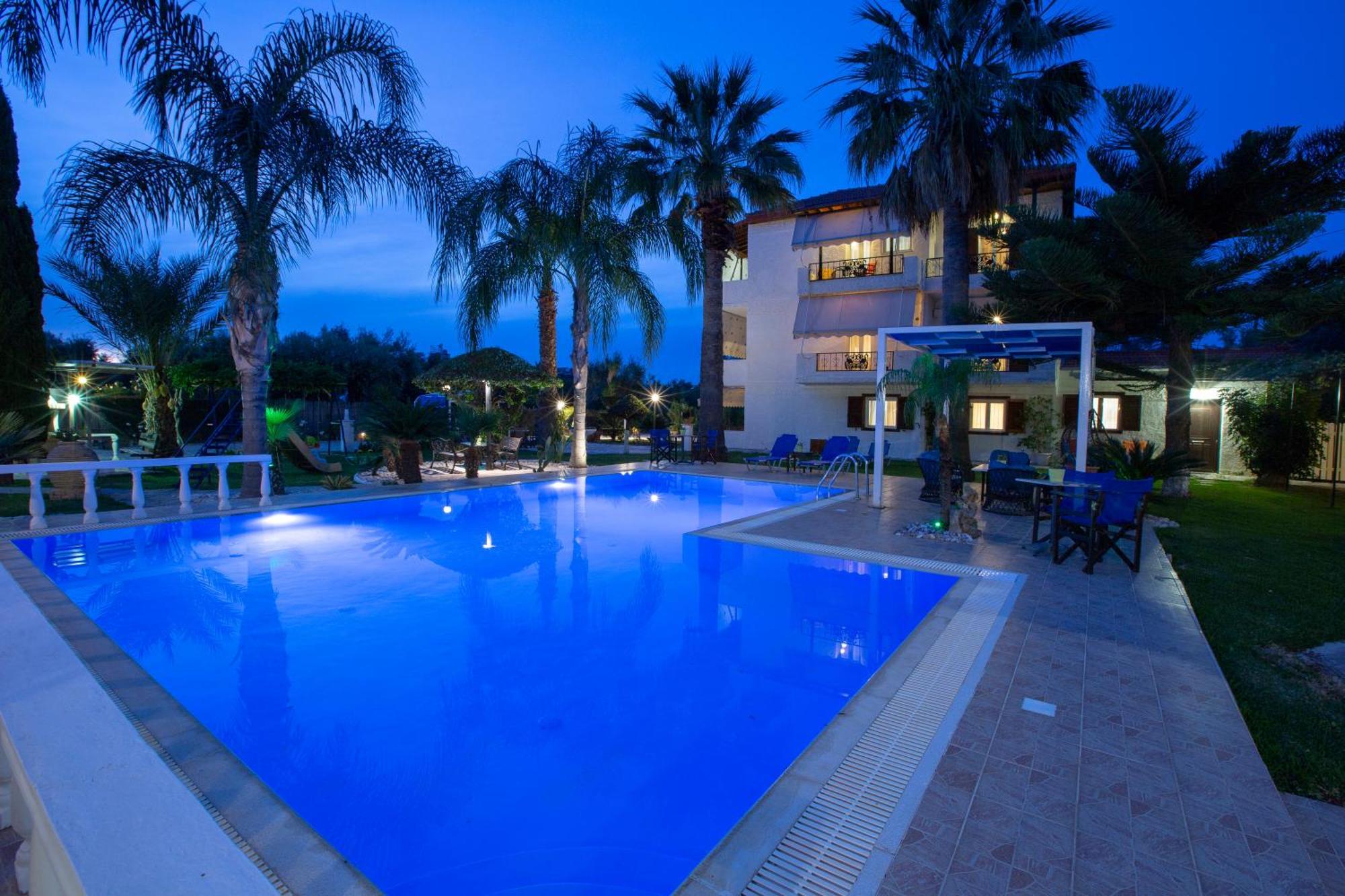 Villa Dimitris Apartments & Bungalows Frínion Buitenkant foto