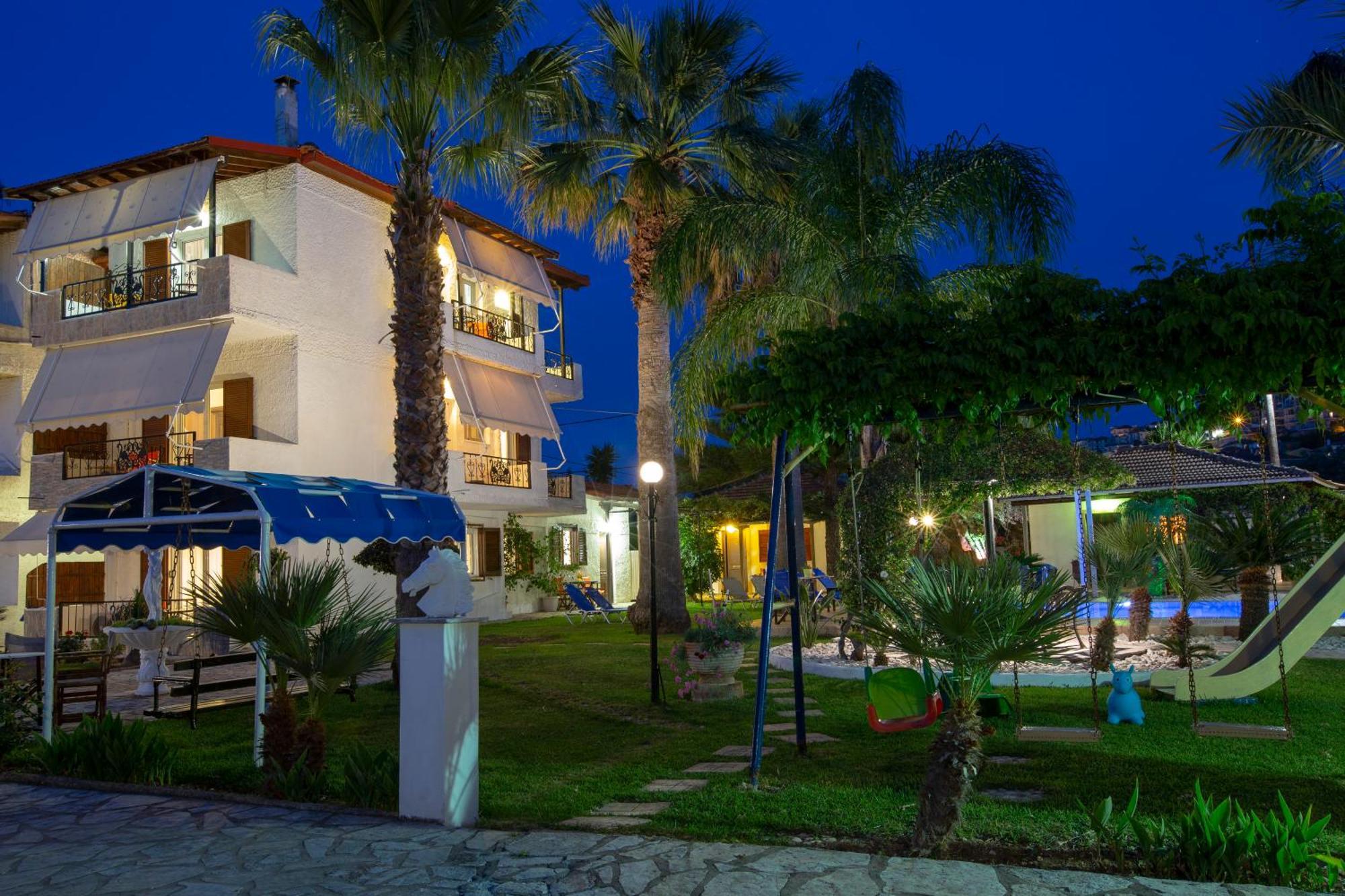 Villa Dimitris Apartments & Bungalows Frínion Buitenkant foto